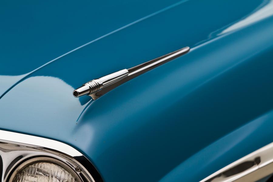 Детали экстерьера Pontiac Bonneville Convertible (2867) 1961 года  (фото 43 из 59)